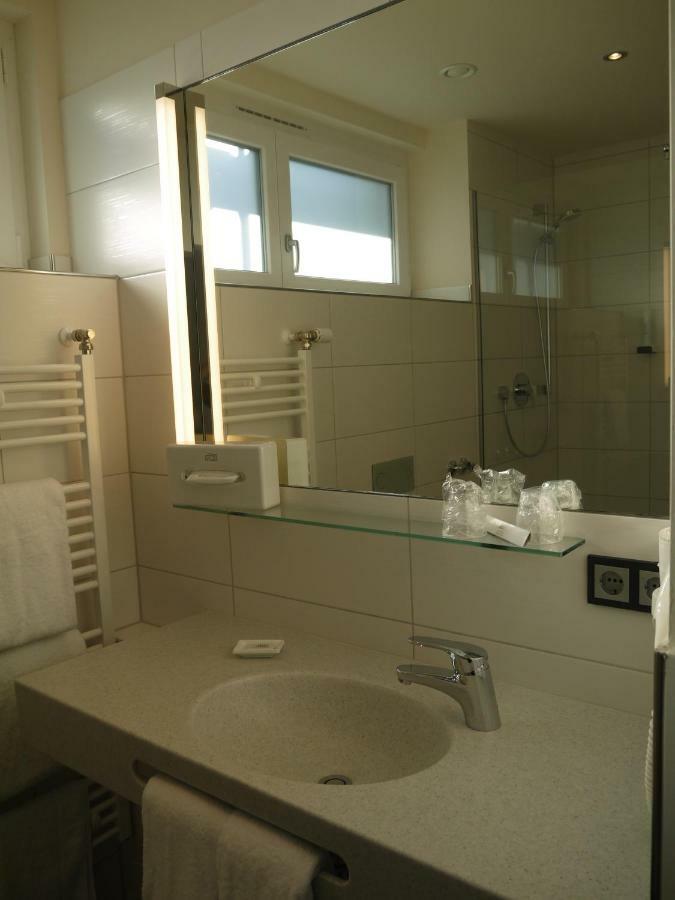 Esslingen am Neckar Hotel Am Berg Esslingen מראה חיצוני תמונה