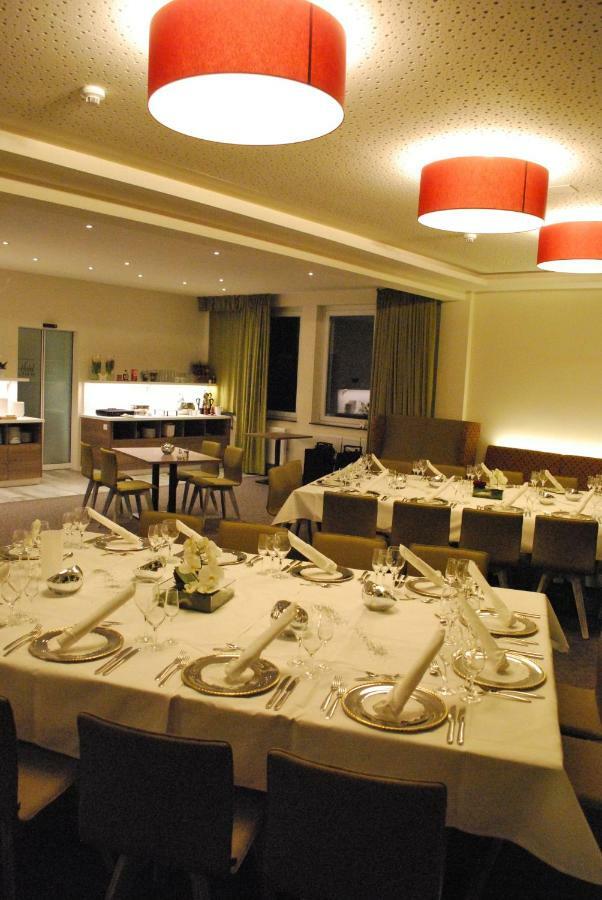 Esslingen am Neckar Hotel Am Berg Esslingen מראה חיצוני תמונה