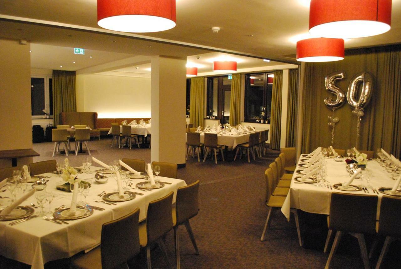 Esslingen am Neckar Hotel Am Berg Esslingen מראה חיצוני תמונה