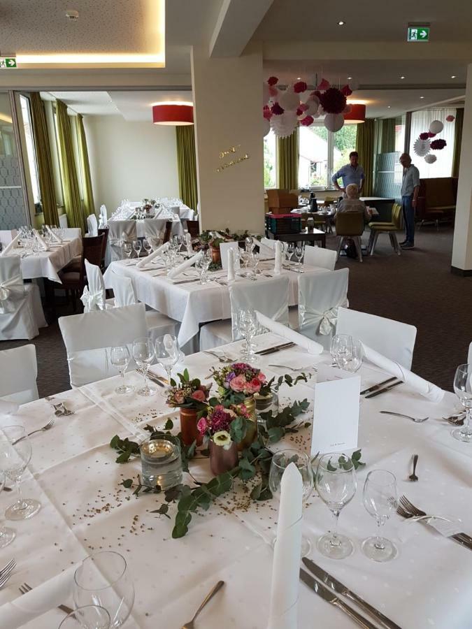 Esslingen am Neckar Hotel Am Berg Esslingen מראה חיצוני תמונה